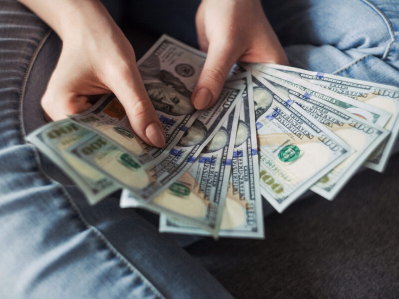 10 WAYS TO START SAVING MONEY
